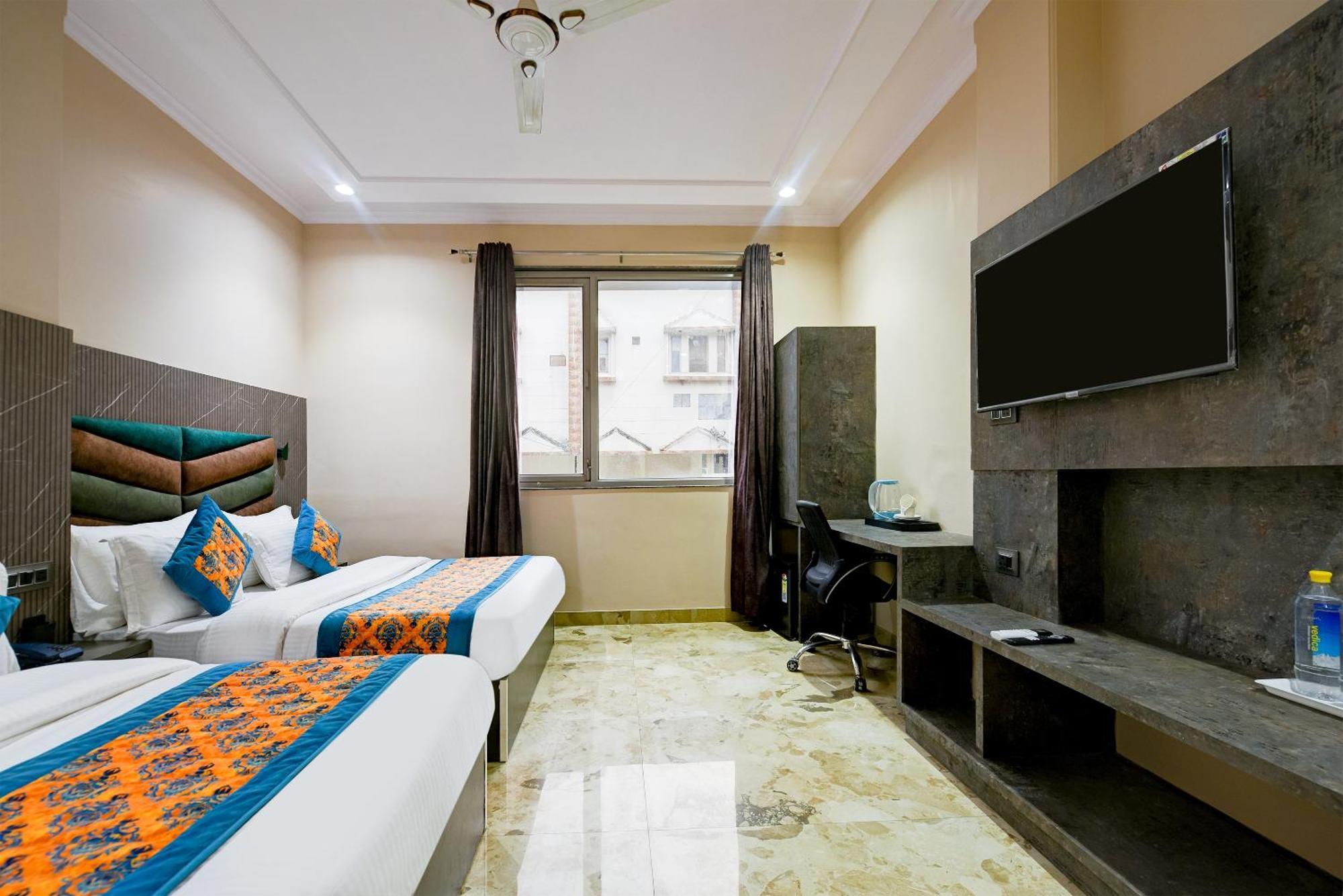 The Pearl Plaza Hotel In City Centre - Near New Delhi Railway Station Εξωτερικό φωτογραφία